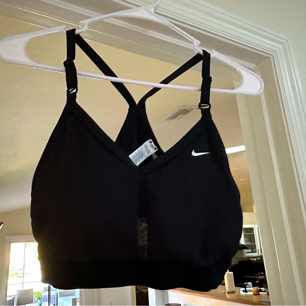 Women’s large Nike sports bra